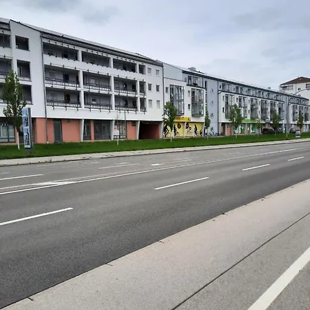 Апартаменты Augsburg!moeblierte Appartment! *