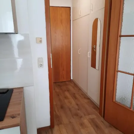 Augsburg!moeblierte Appartment! *