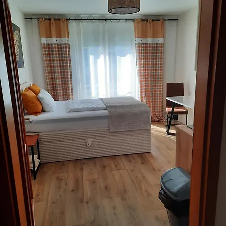 Augsburg!moeblierte Appartment! 公寓 奥格斯堡